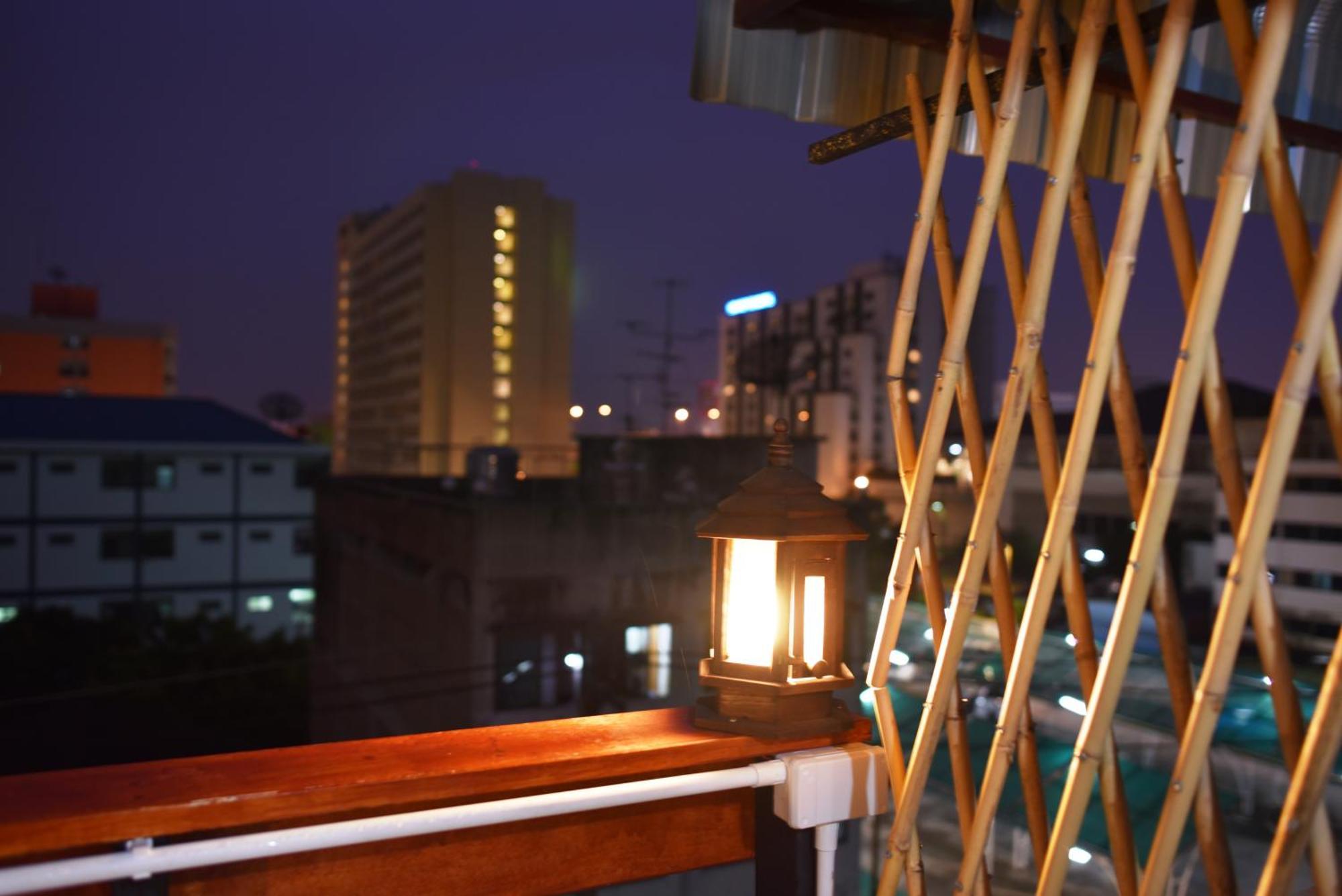 59Indy Guesthouse Bangkok Extérieur photo